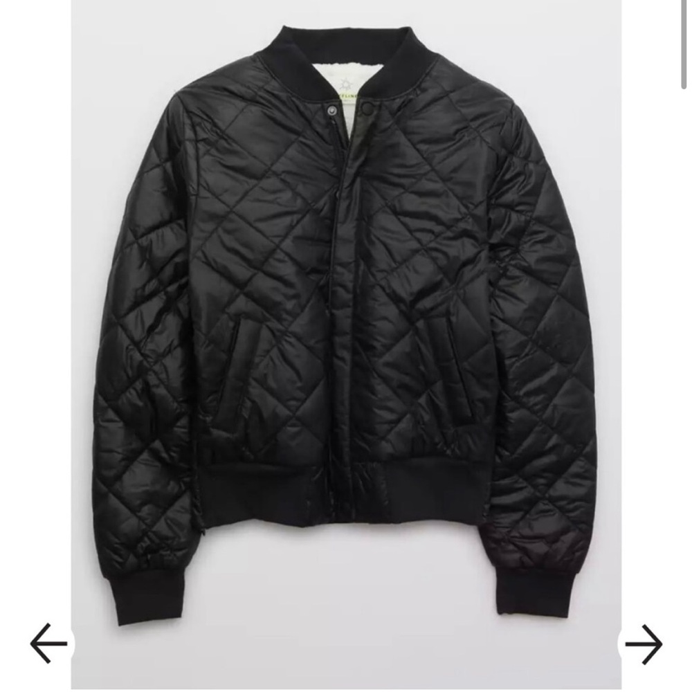 Offline Sherpa Quilted Bomber Jacket Medium - image 5